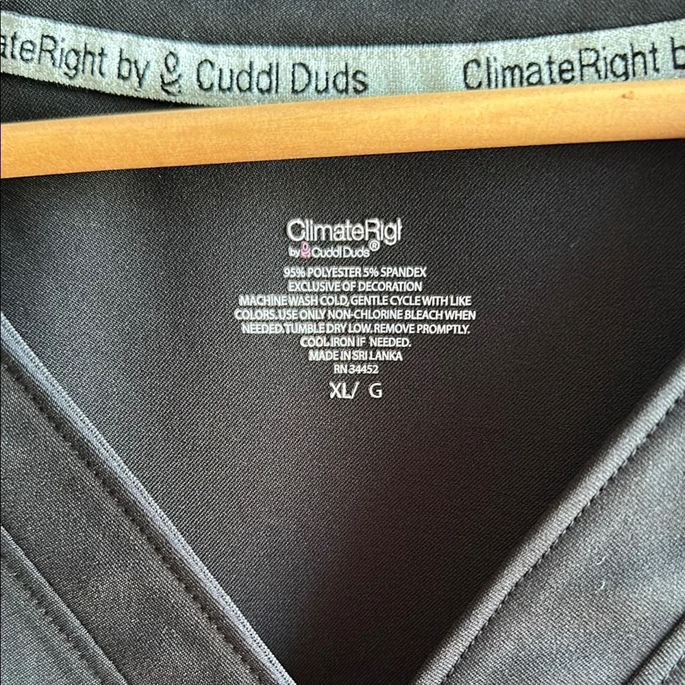 Cuddl Duds Black V-Neck Top - Picture 3 of 4